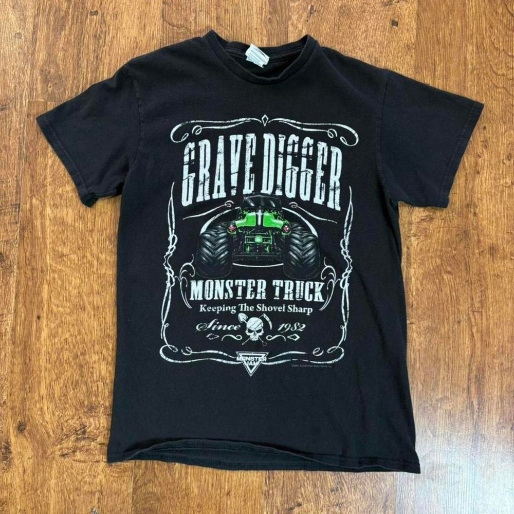 super faded black Grave Digger Monster Truck T-Shirt. item 499